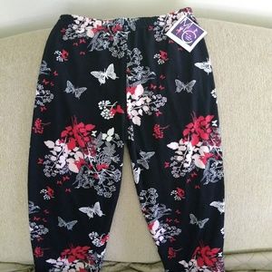 NEW CAPRI leggings